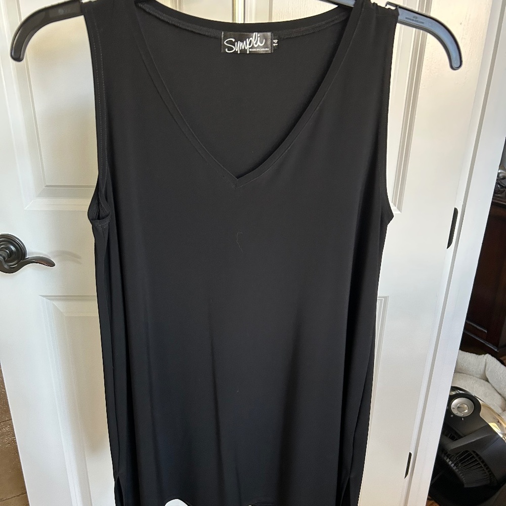 Sympli Black V Neck Sleeveless Swing Top with side slits.  Never Worn.  Size 14
